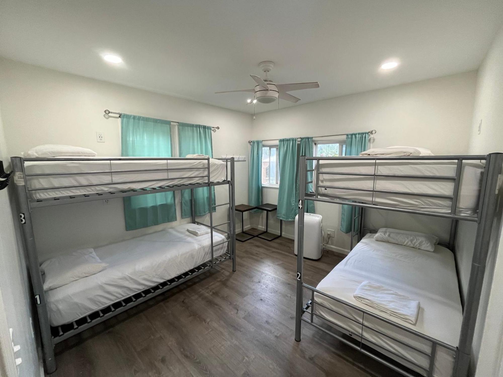 Howzit Hostels Wailuku Exteriör bild
